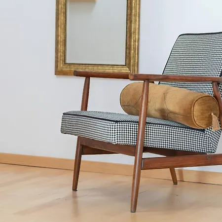 Spacious & Bright With Parking By Renters Апартаменты